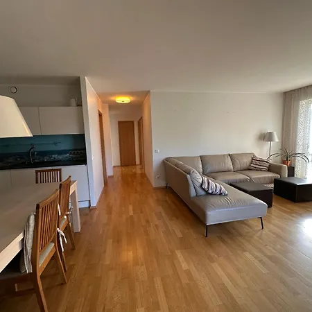2-bedroom In Kadriorg * 塔林